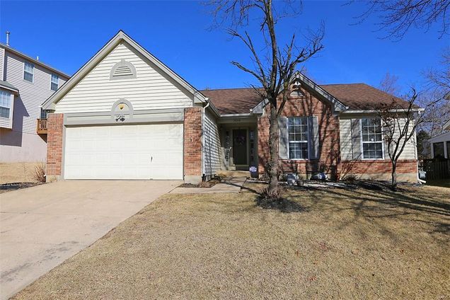 2806 Barrett Pines Lane Ballwin, MO House Sold - Photo 1 of 36. Opens carousel modal