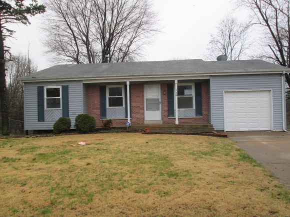 116 Foxtree Drive Hazelwood, MO House Sold - Photo 1 of 15. Opens carousel modal