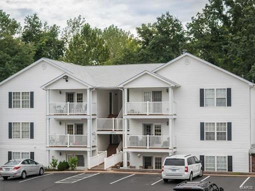 1400 Summertree Springs Avenue Unit A Valley Park, MO Condo Sold - Photo 1 of 14. Opens carousel modal