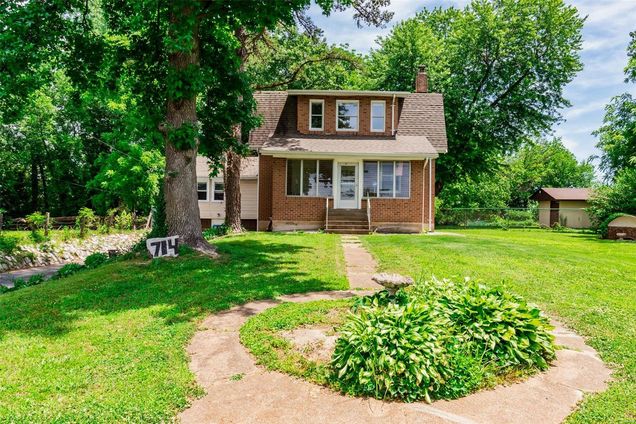 714 N Florissant Road St Louis, MO House Sold - Photo 1 of 44. Opens carousel modal