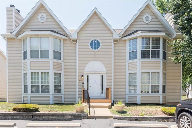 1524 Whispering Creek Drive Unit C Ballwin, MO Condo Sold - Photo 1 of 17. Opens carousel modal