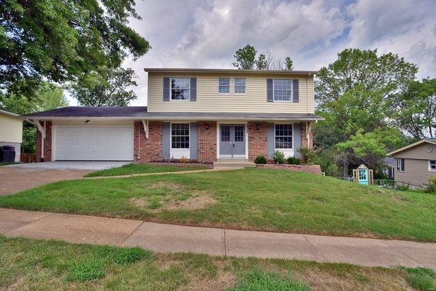 2969 Piney Pointe Drive St Louis, MO House Sold - Photo 1 of 48. Opens carousel modal