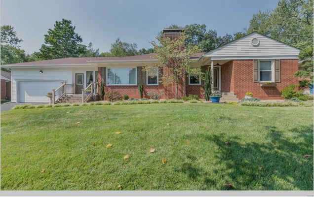 23 Lincord St Louis, MO House Sold - Photo 1 of 28. Opens carousel modal