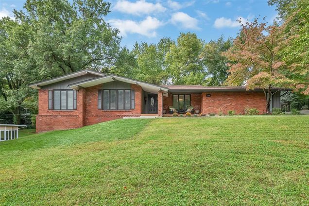 515 White Rose Lane St Louis, MO House Sold - Photo 1 of 51. Opens carousel modal
