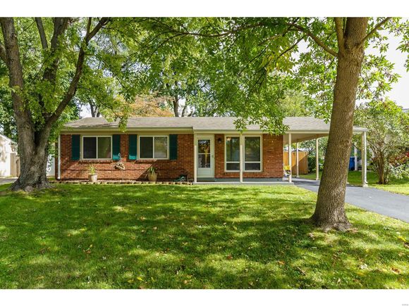 3070 Donnycave Lane Maryland Heights, MO House Sold - Photo 1 of 35. Opens carousel modal