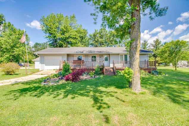 703 Il Route 48 Palmer, IL House Sold - Photo 1 of 39. Opens carousel modal