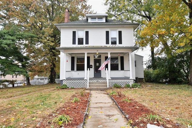 21 Almeda Ferguson, MO House Sold - Photo 1 of 29. Opens carousel modal