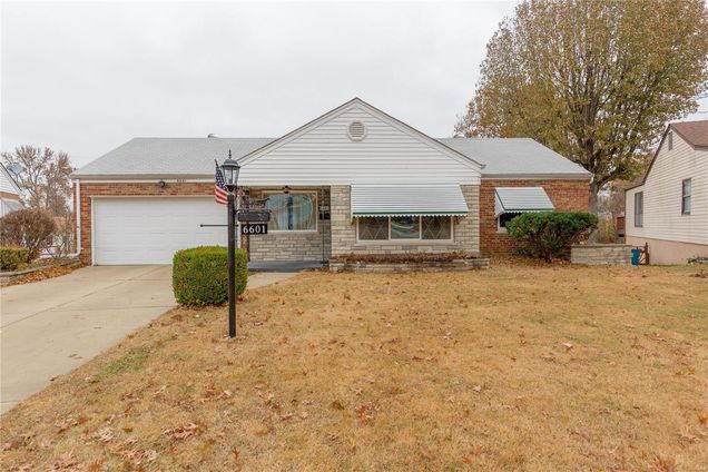 6601 E Yorkshire Drive St Louis, MO House Sold - Photo 1 of 37. Opens carousel modal