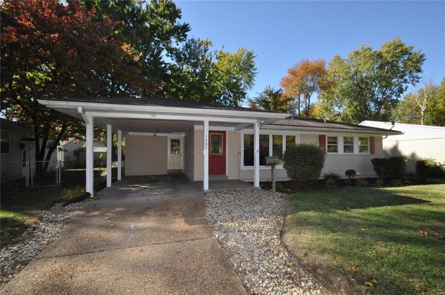 1360 Mundy Drive Florissant, MO House Sold - Photo 1 of 17. Opens carousel modal