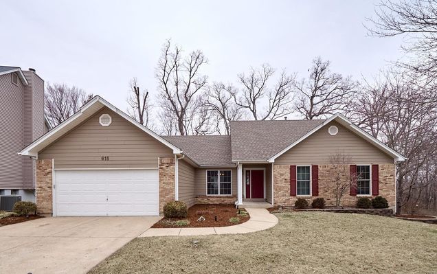 615 Highland Glen Ballwin, MO House Sold - Photo 1 of 38. Opens carousel modal