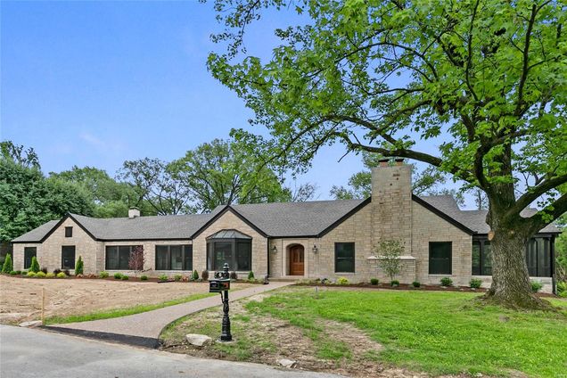 65 Clermont Lane St Louis, MO House Sold - Photo 1 of 38. Opens carousel modal