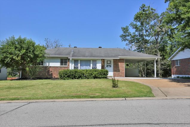 9551 Montbrook Drive St Louis, MO House Sold - Photo 1 of 21. Opens carousel modal