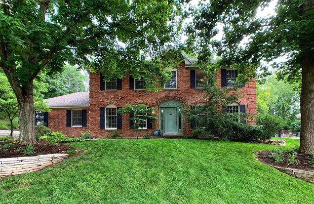 2346 Fairoyal Drive Des Peres, MO House Sold - Photo 1 of 41. Opens carousel modal