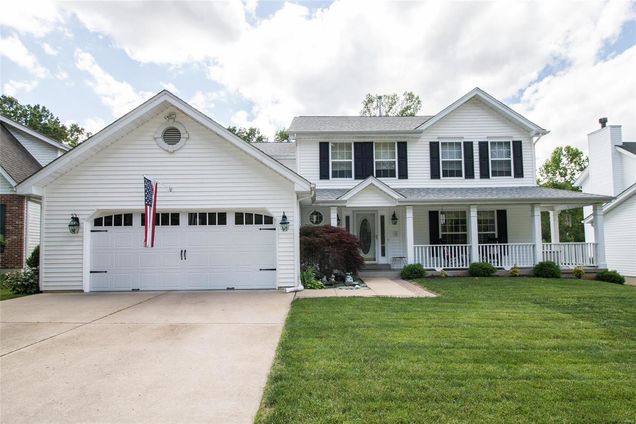1725 Ivy Chase Court Fenton, MO House Sold - Photo 1 of 60. Opens carousel modal