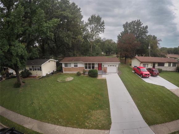 820 Hazelvalley Drive Hazelwood, MO House Sold - Photo 1 of 29. Opens carousel modal