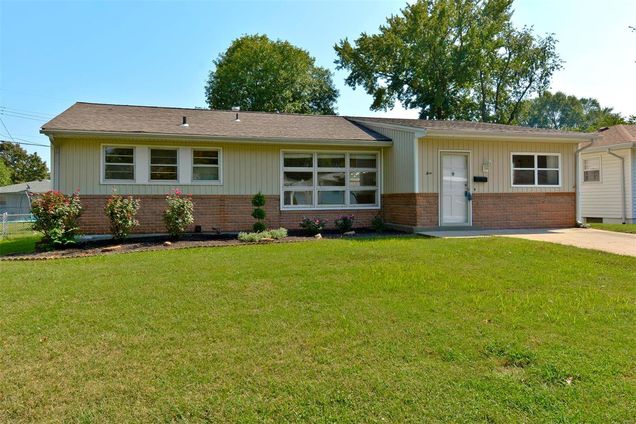 4 Radford Drive Florissant, MO House Sold - Photo 1 of 30. Opens carousel modal