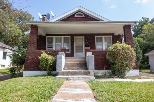 1326 Belrue Avenue St Louis, MO House Sold - Photo 1 of 23. Opens carousel modal