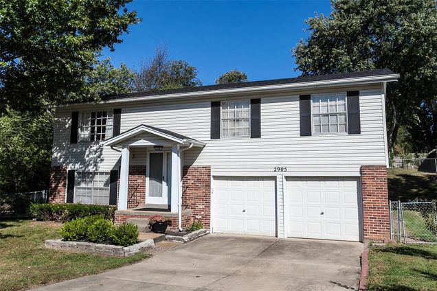 2905 Misty Circle St Louis, MO House Sold - Photo 1 of 29. Opens carousel modal
