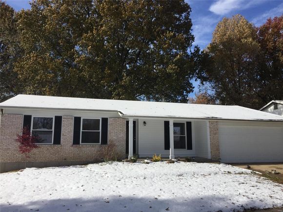 11835 Del Rosa St Louis, MO House Sold - Photo 1 of 22. Opens carousel modal