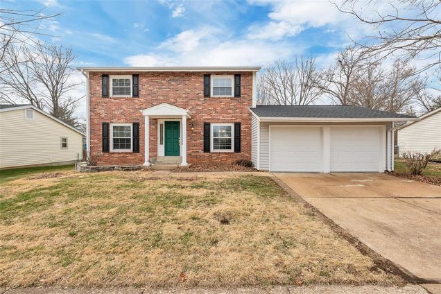 889 Braquewood Drive Manchester, MO House Sold - Photo 1 of 35. Opens carousel modal