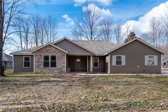 1201 Holly Drive Carterville, IL House Sold - Photo 1 of 25. Opens carousel modal