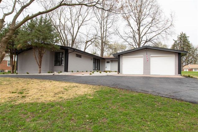 2485 Fair Acres St Louis, MO House Sold - Photo 1 of 26. Opens carousel modal