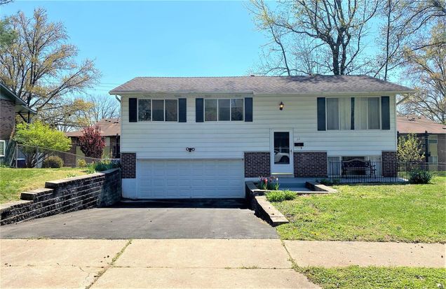 22 Gray Brooke Florissant, MO House Sold - Photo 1 of 41. Opens carousel modal