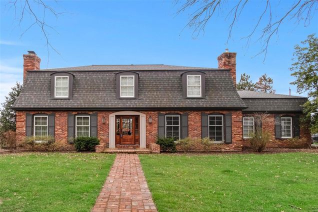 9816 Countryshire St Louis, MO House Sold - Photo 1 of 49. Opens carousel modal