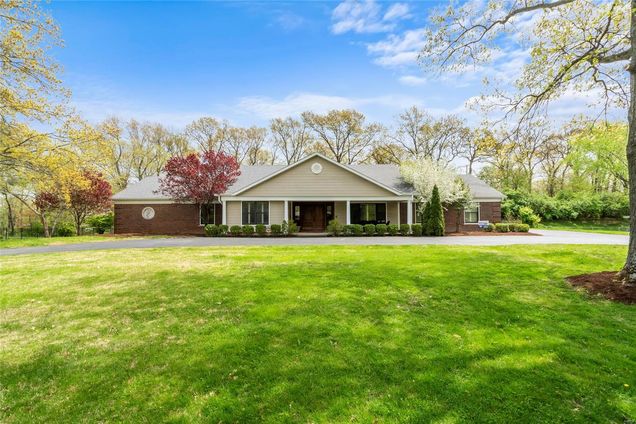 74 Ladue Estates Drive St Louis, MO House Sold - Photo 1 of 59. Opens carousel modal