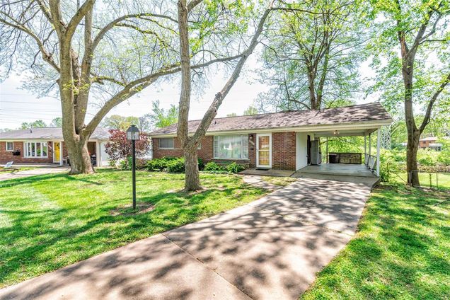 8720 Zellwood Drive St Louis, MO House Sold - Photo 1 of 8. Opens carousel modal