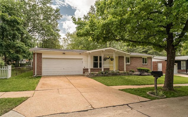 1228 Dorne Drive Manchester, MO House Sold - Photo 1 of 45. Opens carousel modal