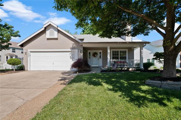 1777 Stoney Terrace Drive Ballwin, MO House Sold - Photo 1 of 27. Opens carousel modal