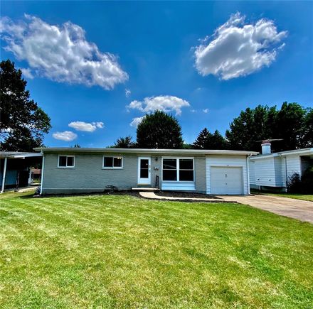 6 San Mateo Florissant, MO House Sold - Photo 1 of 19. Opens carousel modal