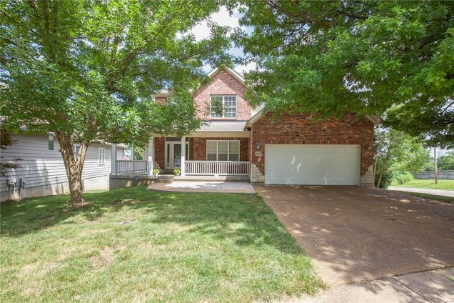 4698 Ashley Court St Louis, MO House Sold - Photo 1 of 31. Opens carousel modal