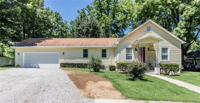 312 E Chicago Avenue Orient, IL House Sold - Photo 1 of 36. Opens carousel modal