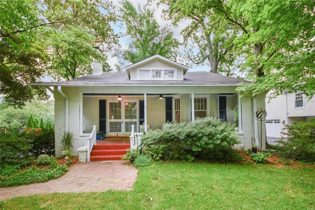 115 Cornelia Avenue Glendale, MO House Sold - Photo 1 of 31. Opens carousel modal