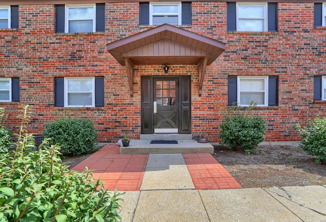 6752 Highland House Court St Louis, MO Multifamily Sold - Photo 1 of 20. Opens carousel modal