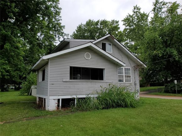 11541 Larimore St Louis, MO House Sold - Photo 1 of 19. Opens carousel modal