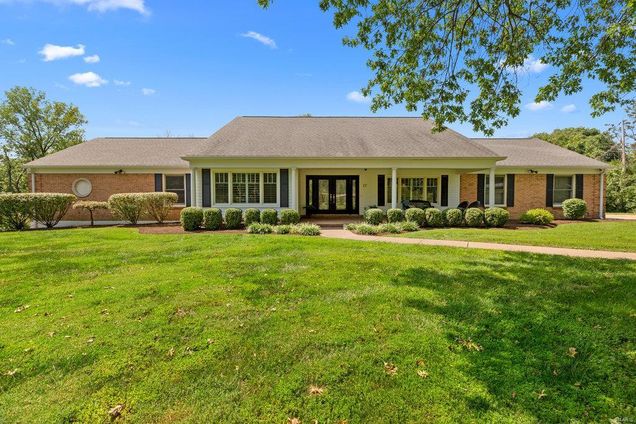17 Ladue Estates Drive St Louis, MO House Sold - Photo 1 of 68. Opens carousel modal