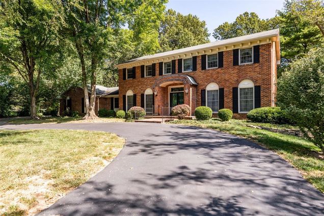 1108 Conwyck St Louis, MO House Sold - Photo 1 of 32. Opens carousel modal