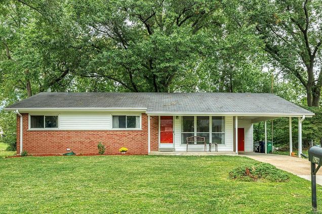 929 Tempo Drive St Louis, MO House Sold - Photo 1 of 30. Opens carousel modal