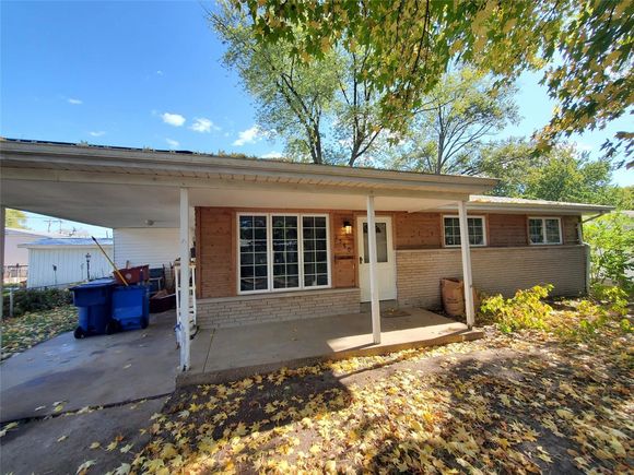 1580 Vesper Florissant, MO House Sold - Photo 1 of 1. Opens carousel modal