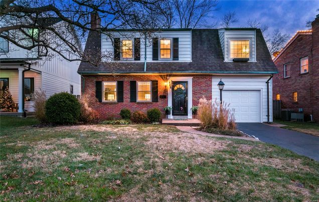 842 Chelsea Avenue St Louis, MO House Sold - Photo 1 of 42. Opens carousel modal
