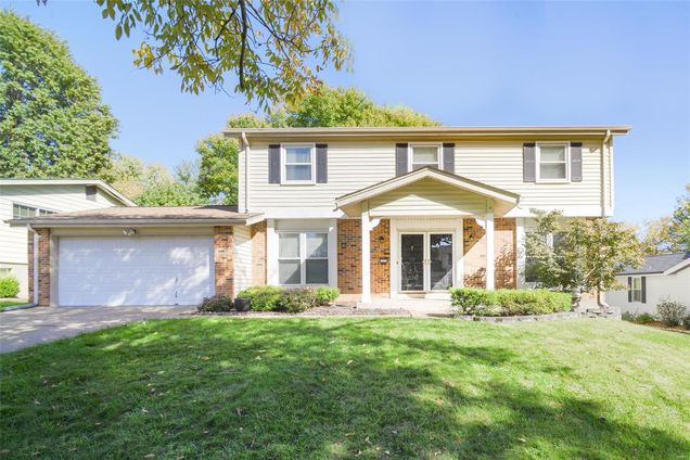 1238 Luray Drive Chesterfield, MO House Sold - Photo 1 of 36. Opens carousel modal