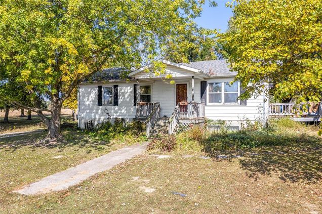 10152 Vandalia Road Louisville, IL House Sold - Photo 1 of 11. Opens carousel modal