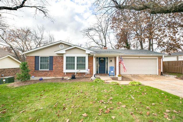 2 Sunny Glen Court Ellisville, MO House Sold - Photo 1 of 34. Opens carousel modal