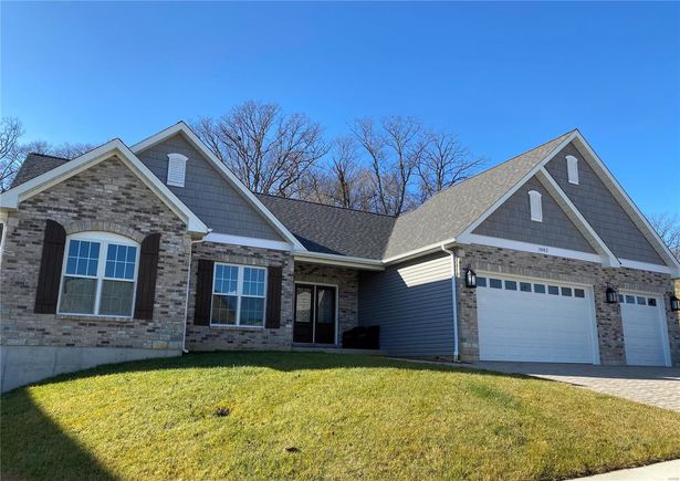1082 Bridleridge Crossing Spur High Ridge, MO House Sold - Photo 1 of 1. Opens carousel modal