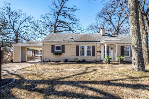 27 Chafford Woods St Louis, MO House Sold - Photo 1 of 52. Opens carousel modal