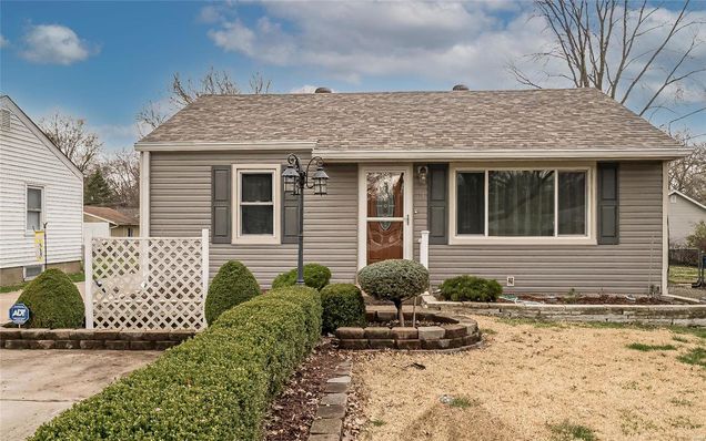 11 Grether Avenue St Louis, MO House Sold - Photo 1 of 25. Opens carousel modal