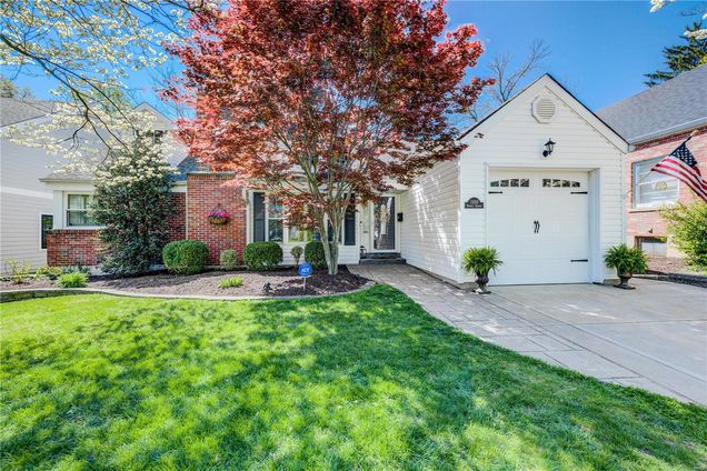 1350 Beverly Avenue Glendale, MO House Sold - Photo 1 of 22. Opens carousel modal